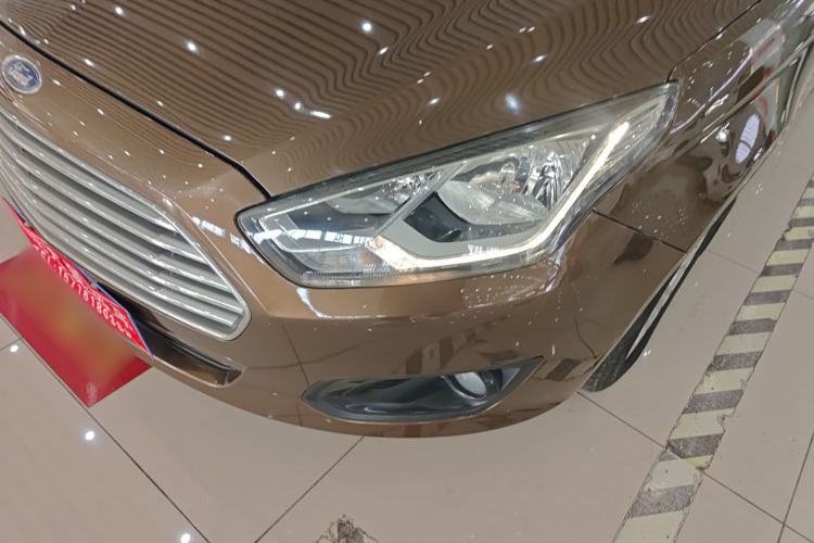 Used Ford Escort 2015 1.5L Automatic Comfort Model
