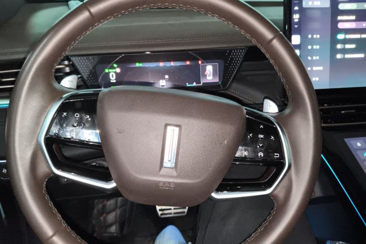 Used Wey Mocha 2021 2.0T Two-Wheel-Drive Ultra-Strong Version
