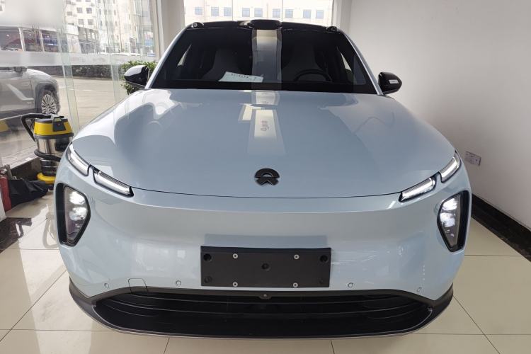 Used Nio EC6 2024 75 kWh
