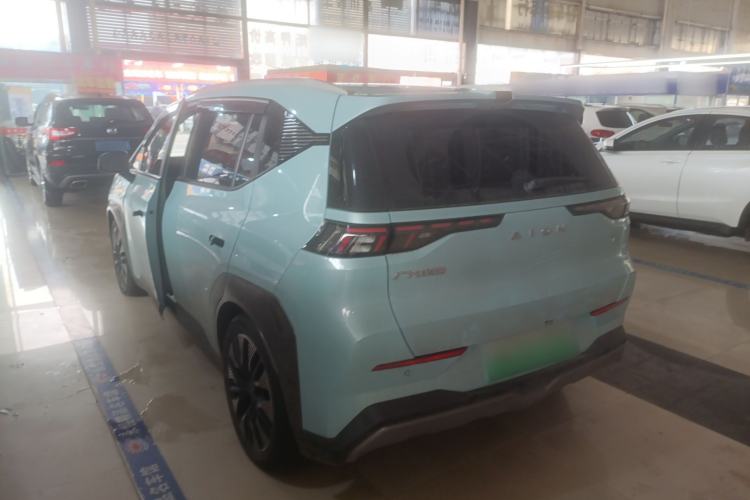 Used AION Y 2022 70 Tech Edition Lithium Iron Phosphate
