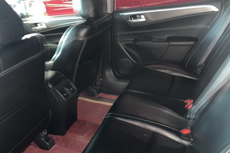 Used Honda Jade 2017 1.8L Automatic Classic Edition 5 seats
