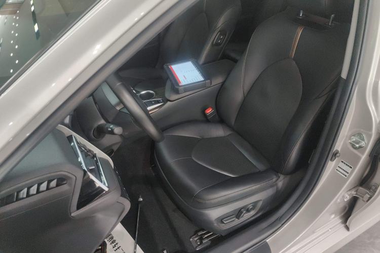 Used Toyota Camry 2019 2.0G Luxury Edition China VI Standard
