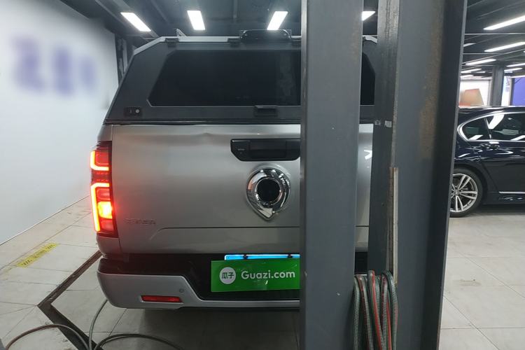 Used Great Wall Poer 2023 2.0T Commercial Version Automatic Diesel 4x4 Elite Long-Box GW4D20M
