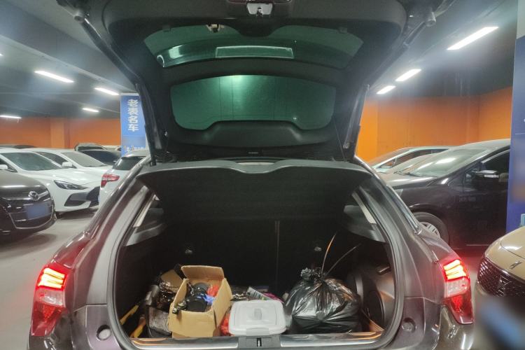 Used  5 2014 1.6T Luxury Edition THP200
