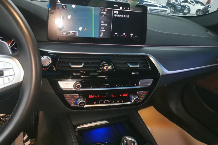 Used BMW 5 Series 2023 Restyled 530Li Leading Edition M Sport Package
