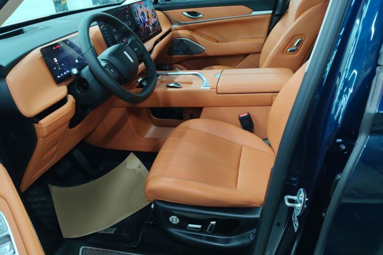 Used Wey Lanshan 2025 Four-Wheel Drive Max
