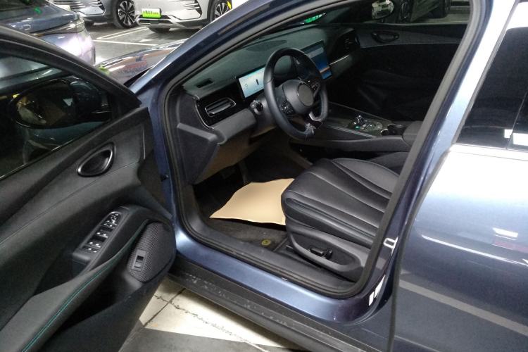 Used BYD Seal 06 New Energy 2024 DM-i 120KM Luxury Model
