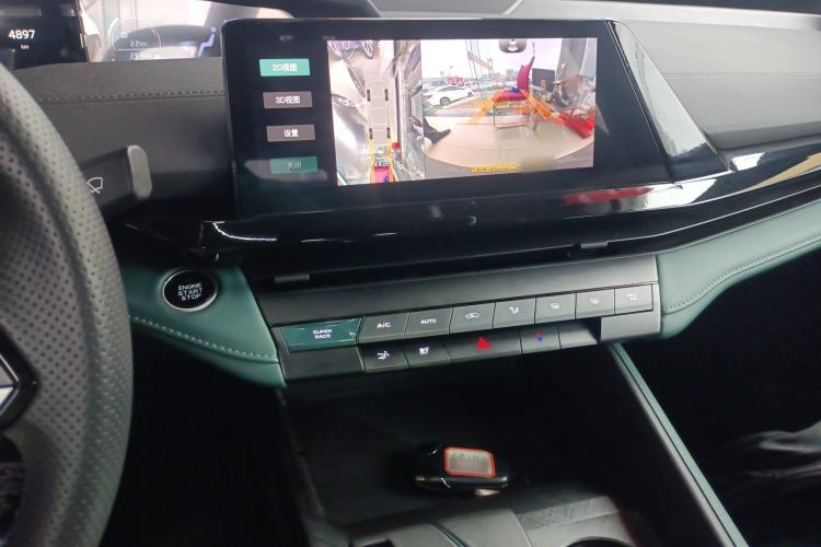 Used Changan UNI-V iDD 2024 Blue Whale Smart Electric iDD 136km ZhiKu Model