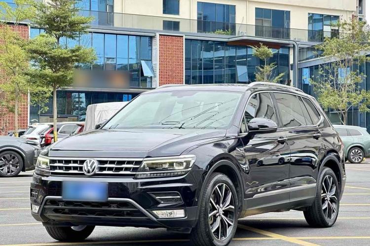 Used Volkswagen Tiguan L 2019 380TSI Automatic All-Wheel Drive Luxury Edition with 7 Seats China VI Standard