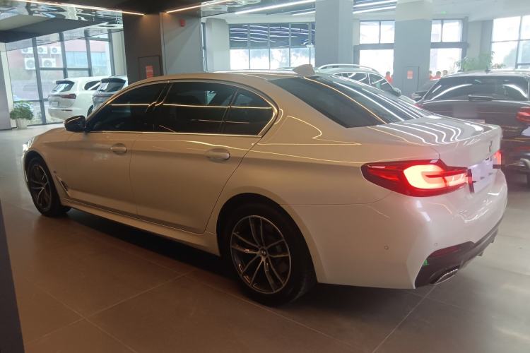 Used BMW 5 Series 2022 Second Facelift 525Li M Sport Package
