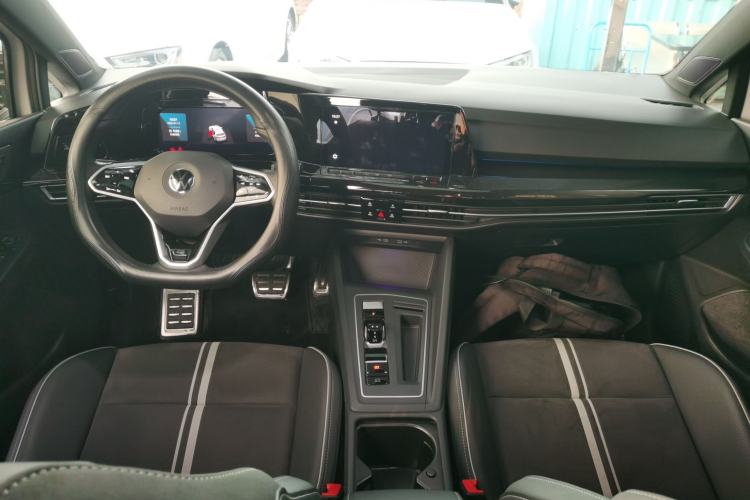 Used Volkswagen Golf 2023 Facelift 280TSI DSG R-Line Lite
