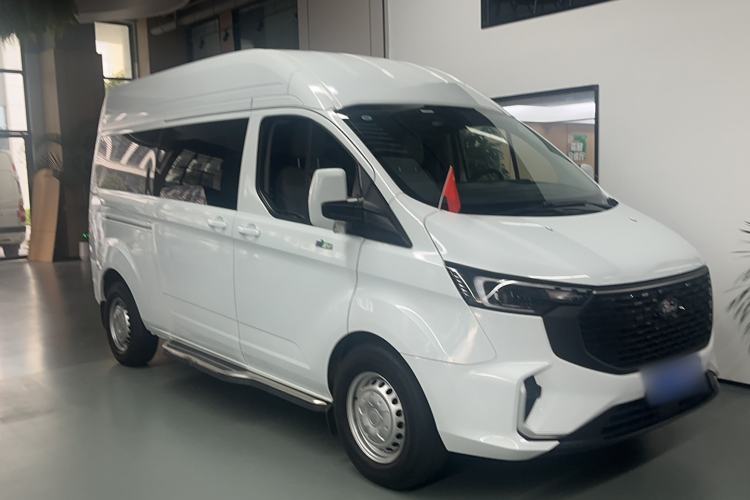 Used Ford Transit 2023 2.0T Diesel Automatic Commercial & Travel Model Mid-axle Medium Roof 7/8/9-Seater
