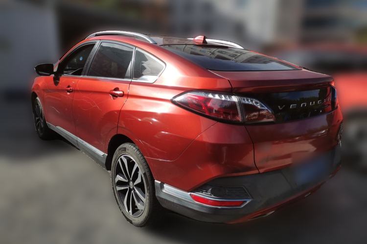 Used Venucia T90 2017 2.0L CVT Smart Edition
