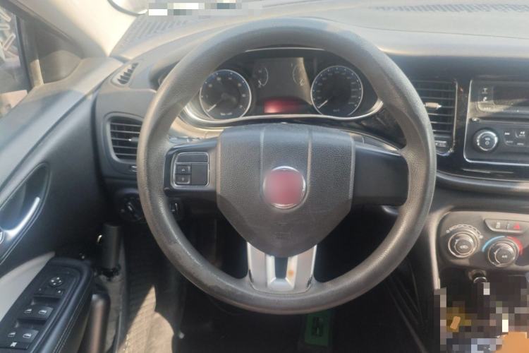 Used Fiat Viaggio 2015 1.4T Automatic Enjoyment Edition
