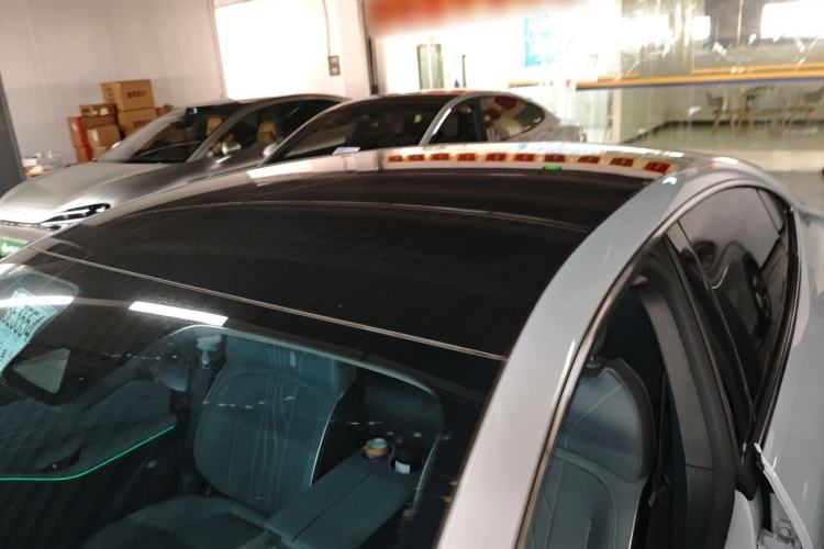 Used  E8 2024 550 km Range Rear-Drive MAX
