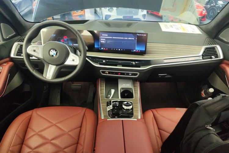 Used BMW X5 2023 xDrive 40Li M Sport Night Edition Package