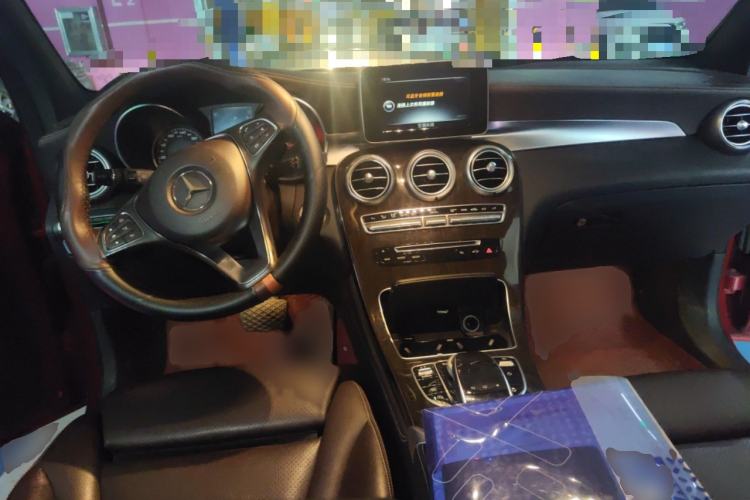 Used Mercedes-Benz GLC 2016 GLC 260 4MATIC Luxury Model