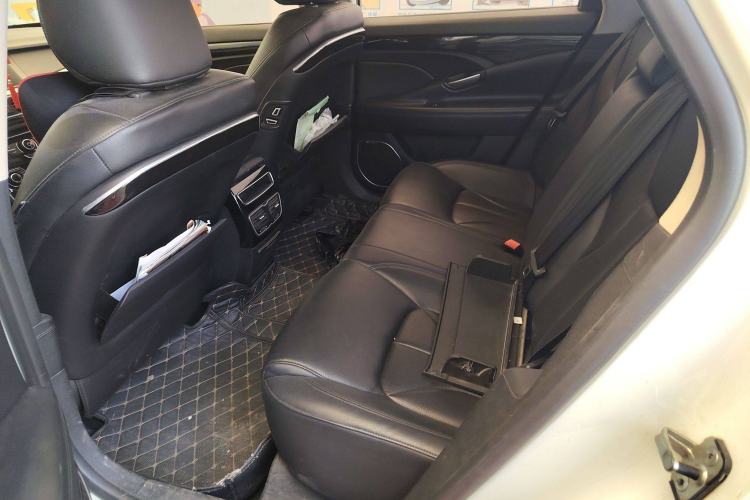 Used Geely Auto Emgrand GT 2015 1.8T Premium Model
