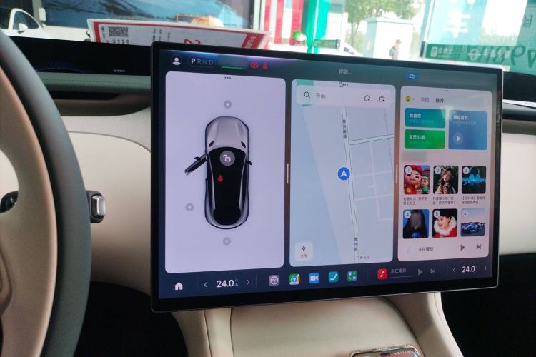 Used  YU7 2025 Ultra-Long Range All-Wheel Drive Pro Version
