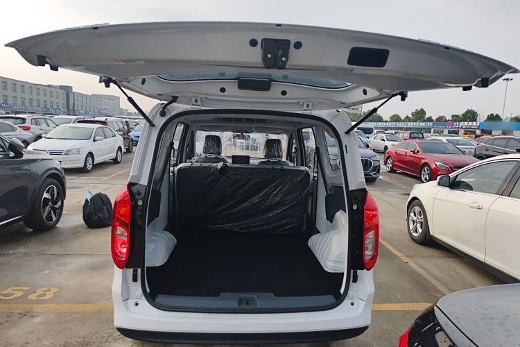 Used Wuling Hongguang New Energy 2025 Extended-Range Hybrid 50 km Standard Version
