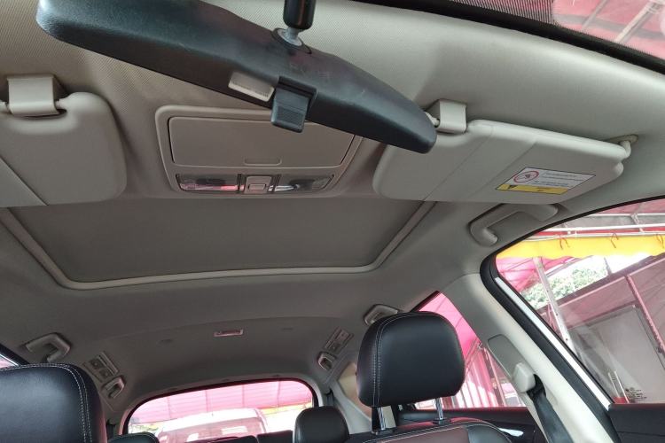 Used Dongfeng Fengon 580 2017 Revised Version 1.5T CVT Luxury Edition