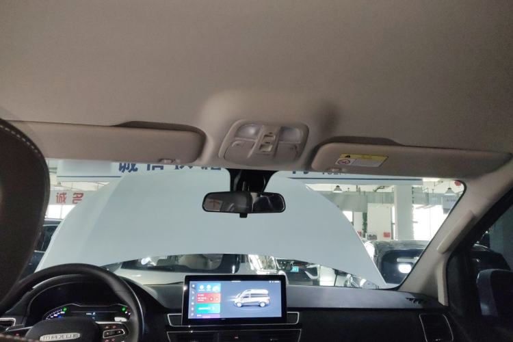 Used SAIC MAXUS G20 2023 Facelifted ES 2.0T Gasoline Automatic Value Edition