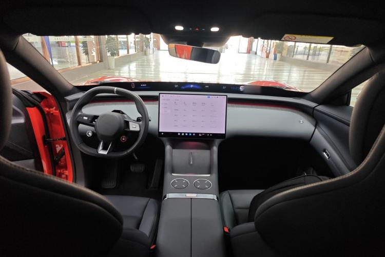 Used  YU7 2025 Ultra-Long Range Rear-Wheel Drive Version
