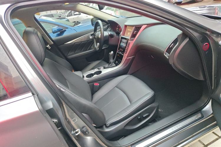 Used Infiniti Q50L 2018 2.0T Enjoyment Edition China V standard
