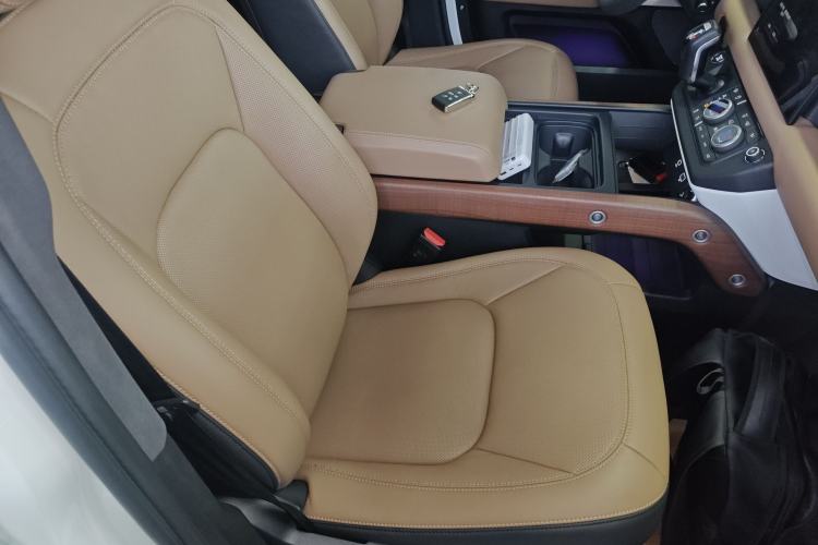 Used Land Rover Defender 2024 110 3.0T P400 Dark Edition
