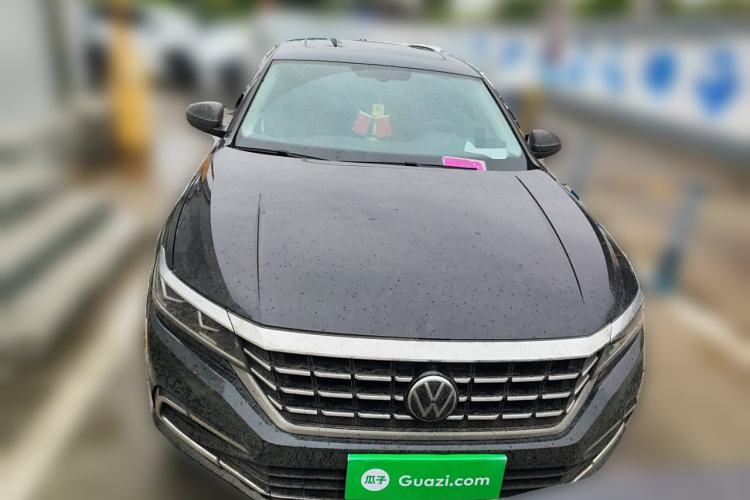 Used Volkswagen Passat 2020 Facelift 330TSI Elite Edition China VI Standard
