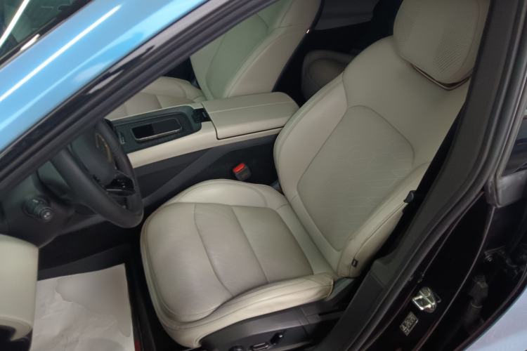 Used Lynk & Co 08 EM-P 2023 220km All-Wheel-Drive Performance Halo
