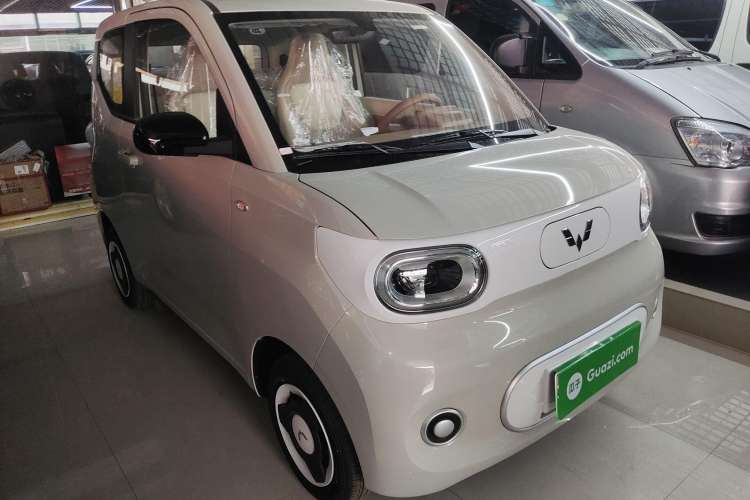 Used Wuling Hongguang MINIEV 2024 3rd Generation 215km Youth Edition

