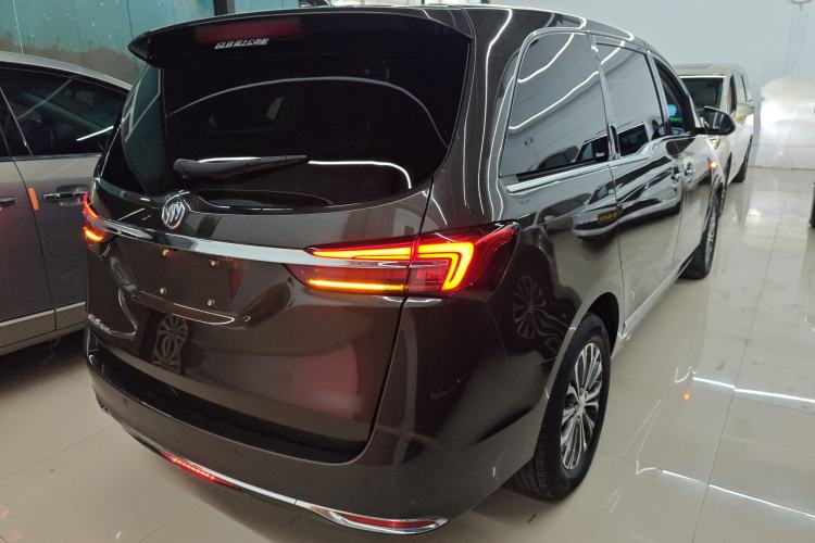 Used Buick GL8 2021 Land Cruiser Executive Class 652T Luxury Model
