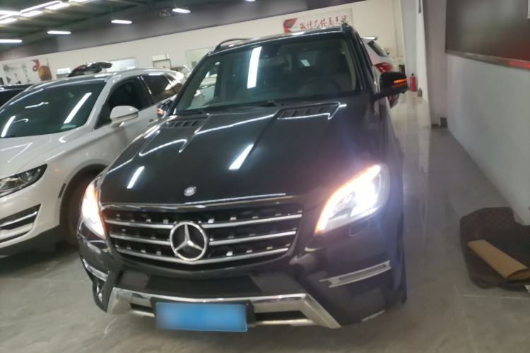 Used Mercedes-Benz M-Class 2015 ML 320 4MATIC
