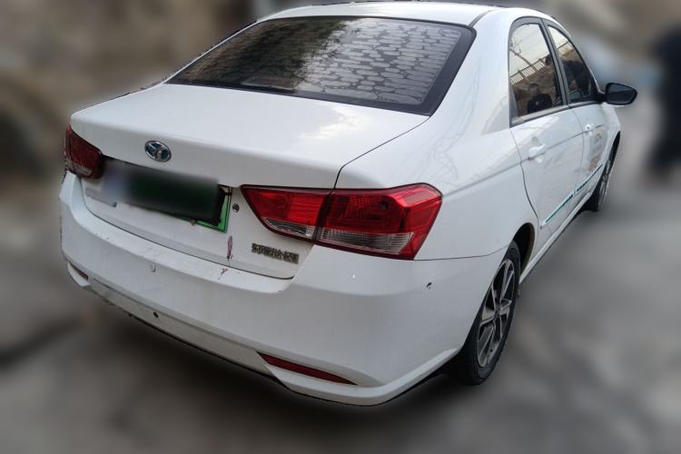 Used  300E 2017 Standard Model