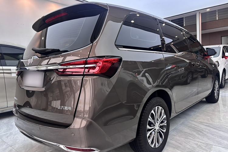 Used Buick GL8 2022 Land Cruiser Executive Class 652T Comfort Model
