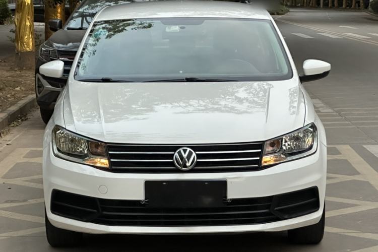 Used Volkswagen Santana 2015 Haval H6 1.6L Automatic Luxury Model