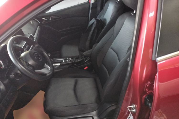 Used Mazda Mazda 3 Axela 2016 Sedan 1.5L Automatic Comfort Model
