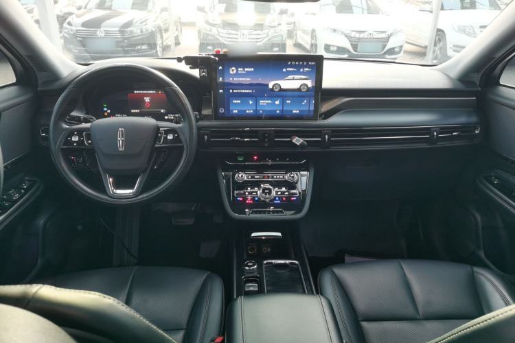 Used Lincoln Corsair 2022 2.0T Two-Wheel Drive Deluxe Edition
