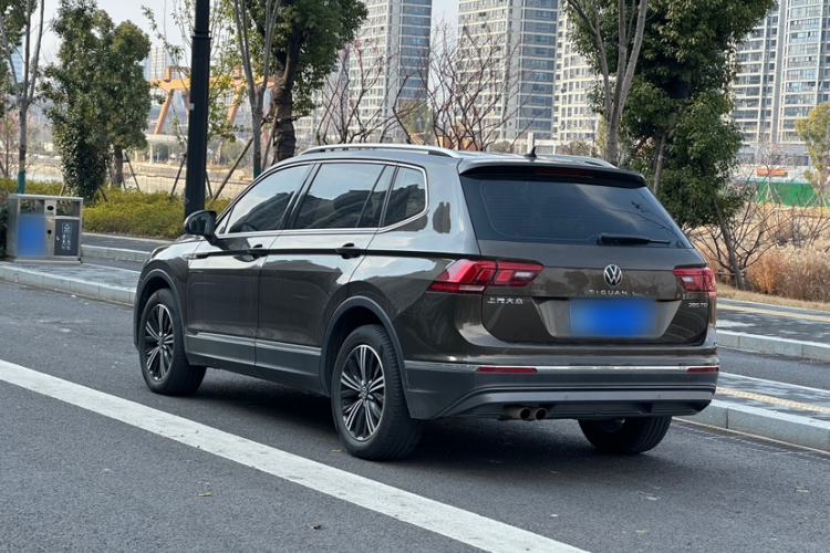 Used Volkswagen Tiguan L 2021 280TSI Automatic Two-Wheel Drive Smart Edition
