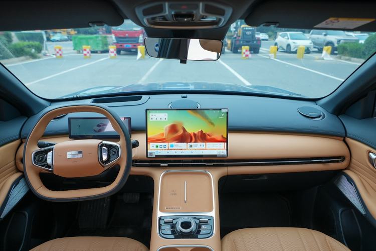 Used  Galaxy Xingjian 7 EM-i 2025 120km Flagship Edition
