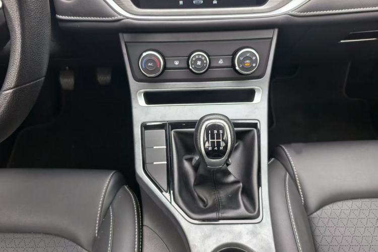 Used Geely Auto Emgrand 2021 UP 1.5L Manual Comfort Model
