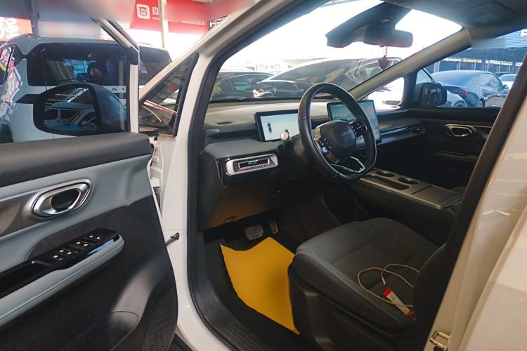 Used AION Y 2023 Plus 510 Enjoy Edition