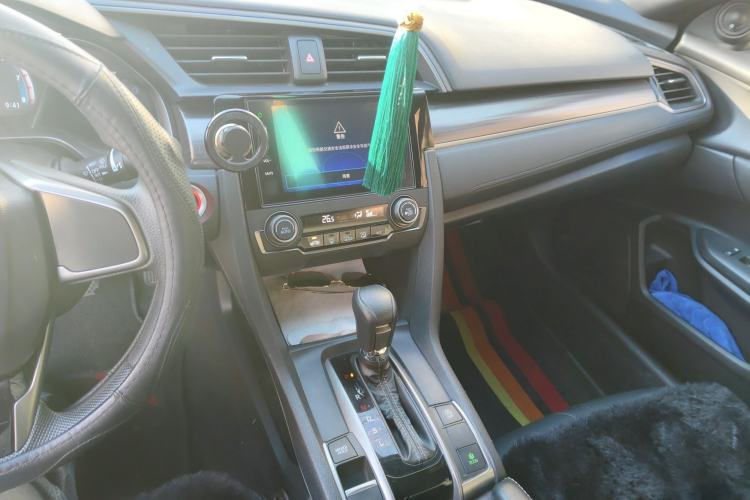 Used Honda Civic 2021 HATCHBACK 220TURBO CVT New Trendsetter
