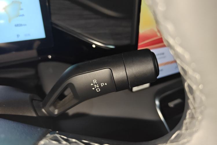 Used  L6 2025 EM-i 140km Starship Edition