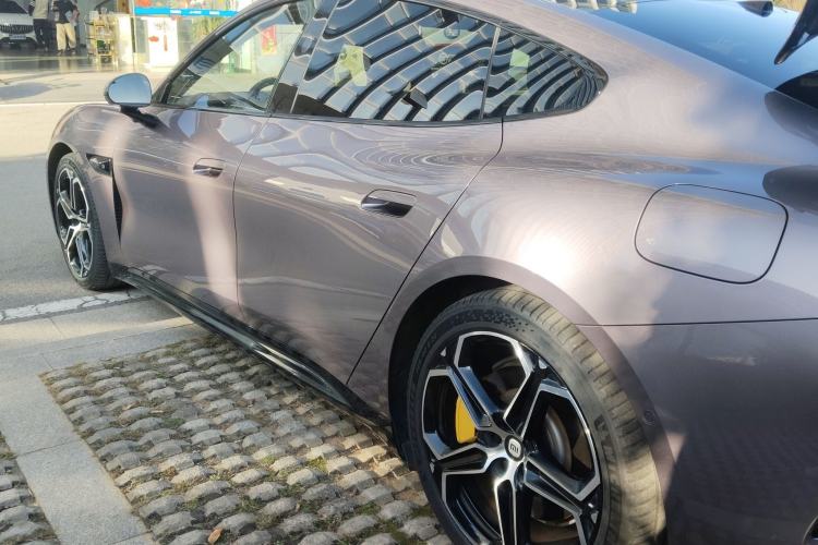 Used  SU7 2024 Four-Wheel Drive Ultra-Long Range Advanced Intelligent Driving Max Edition
