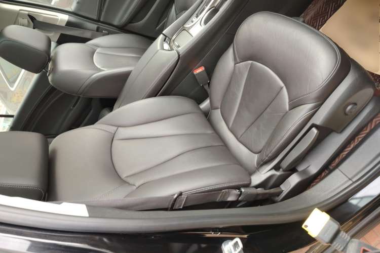 Used Buick Envision 2019 20T Two-Wheel Drive Elite Version China VI Standard
