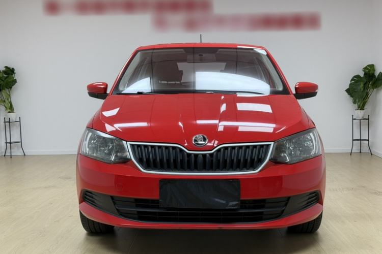 Used Skoda Fabia 2016 1.4L Automatic Car Enjoy Edition
