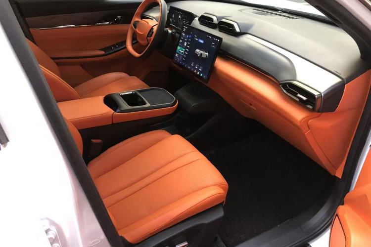 Used Dongfeng Aeolus L7 New Energy 2024 205 Plus
