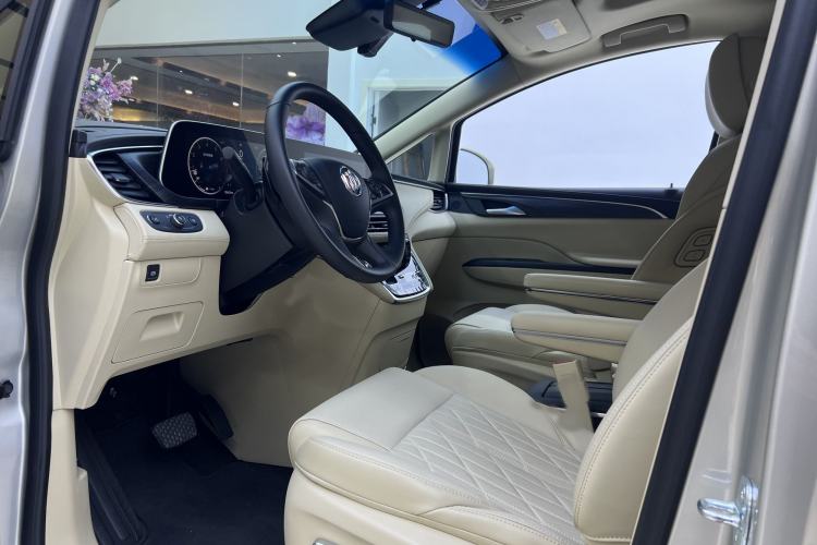 Used Buick GL8 2023 ES Lu Zun Luxury Model
